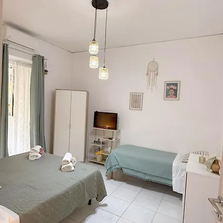 Διαμέρισμα Il Corti-letto Ai Tribunali Νάπολη